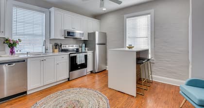 Stovall #6 Comfy 1-bedroom minutes away from Augusta's gems!