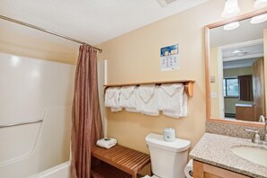Condo, 1 Queen Bed with Sofa bed (Pinnacle F07) | Bathroom - Pinnacle F07 (Killington)