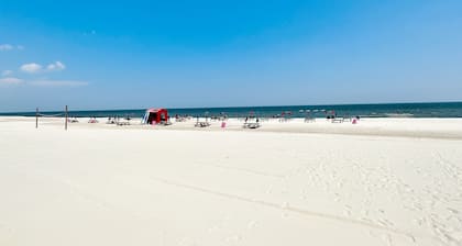 BeachView-Arcade-Walk to Beach-Restaurants-Casino