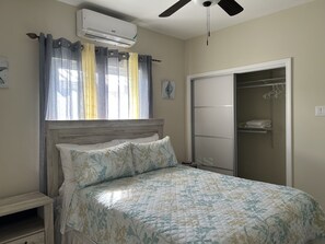 2 Schlafzimmer, Zimmersafe, Bügeleisen/Bügelbrett, kostenloses WLAN
