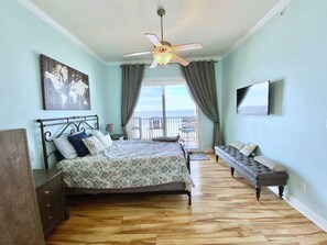 2 habitaciones, escritorio, tabla de planchar con plancha y wifi gratis 