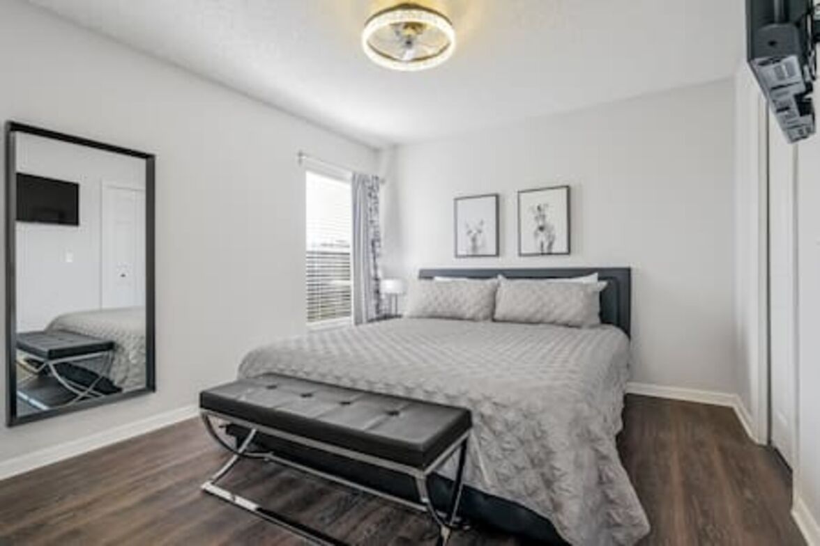 5 bedrooms, iron/ironing board, travel cot, WiFi