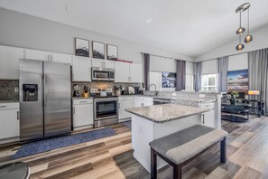 Imagen sin descripción, 2 de 46, botón