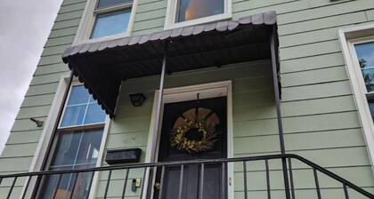 5 minute walk to downtown. Cozy family sized home with everything you need.