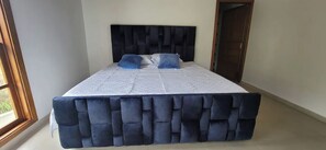 7 bedrooms, in-room safe, iron/ironing board, free WiFi