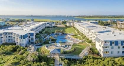 Family Paradise, Oceanfront Complex Amenities Galore