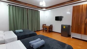 Cabana 3 - Superior 2 Queen Beds