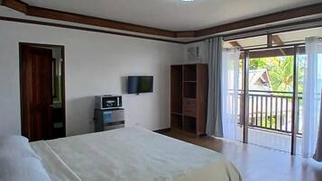 Cabana 8 | Living area | 32-inch flat-screen TV with cable channels, TV, toys