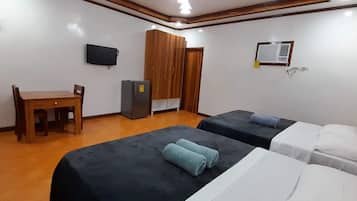 Egyptian cotton sheets, premium bedding, individually decorated