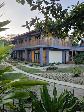Exterior - Takbo Beach Resort (General Luna)