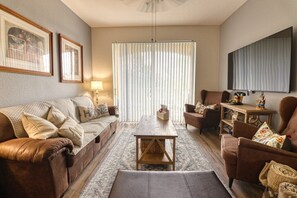公寓客房, 多張床 (Amazing 3 Bed Condo in Windsor Hills ) | 住宿內部