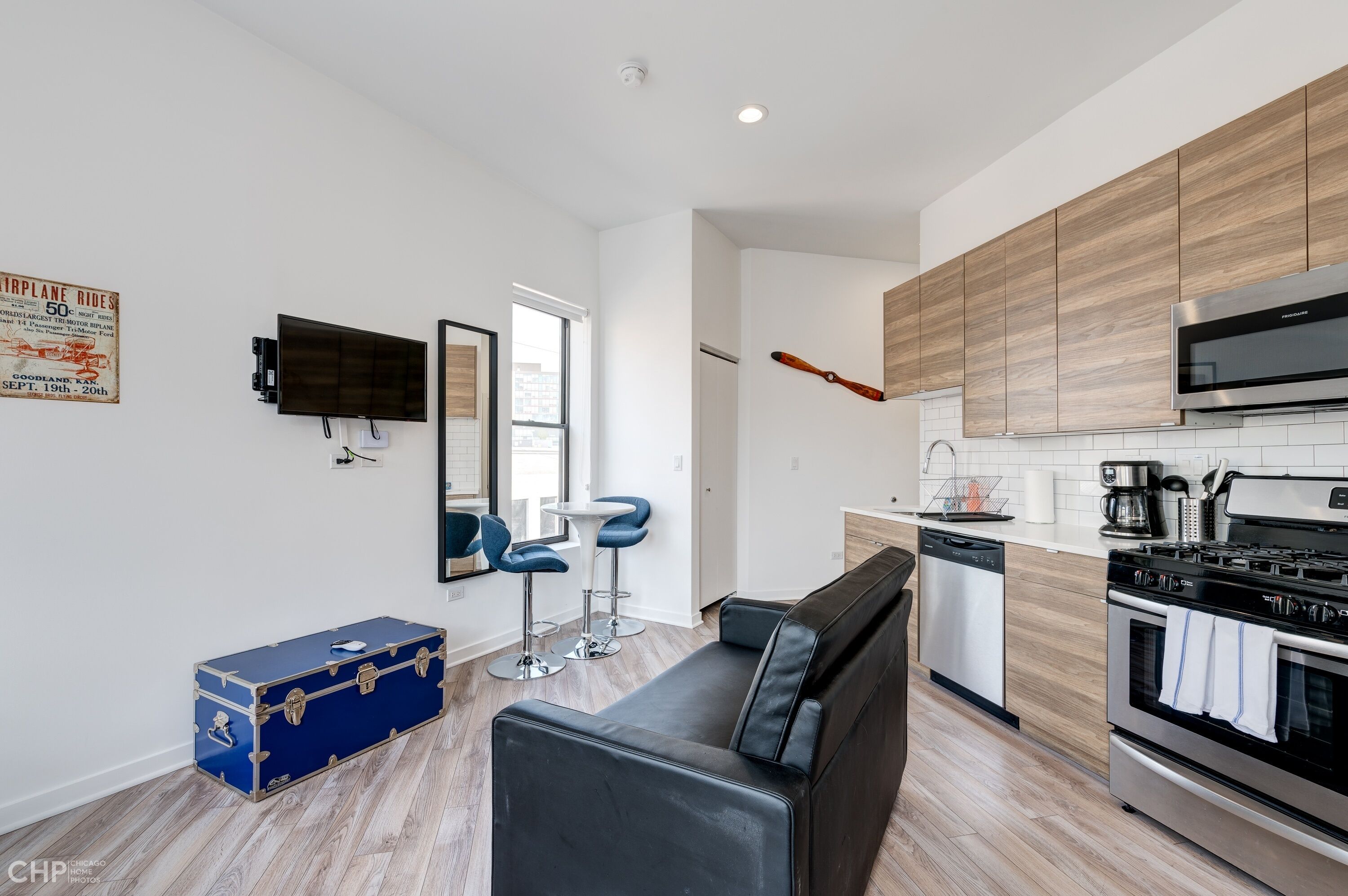 Photo - River West, Second Floor Chicago by 747 Lofts