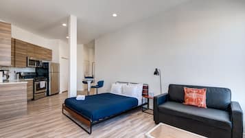 Studio | Een strijkplank/strijkijzer, gratis wifi