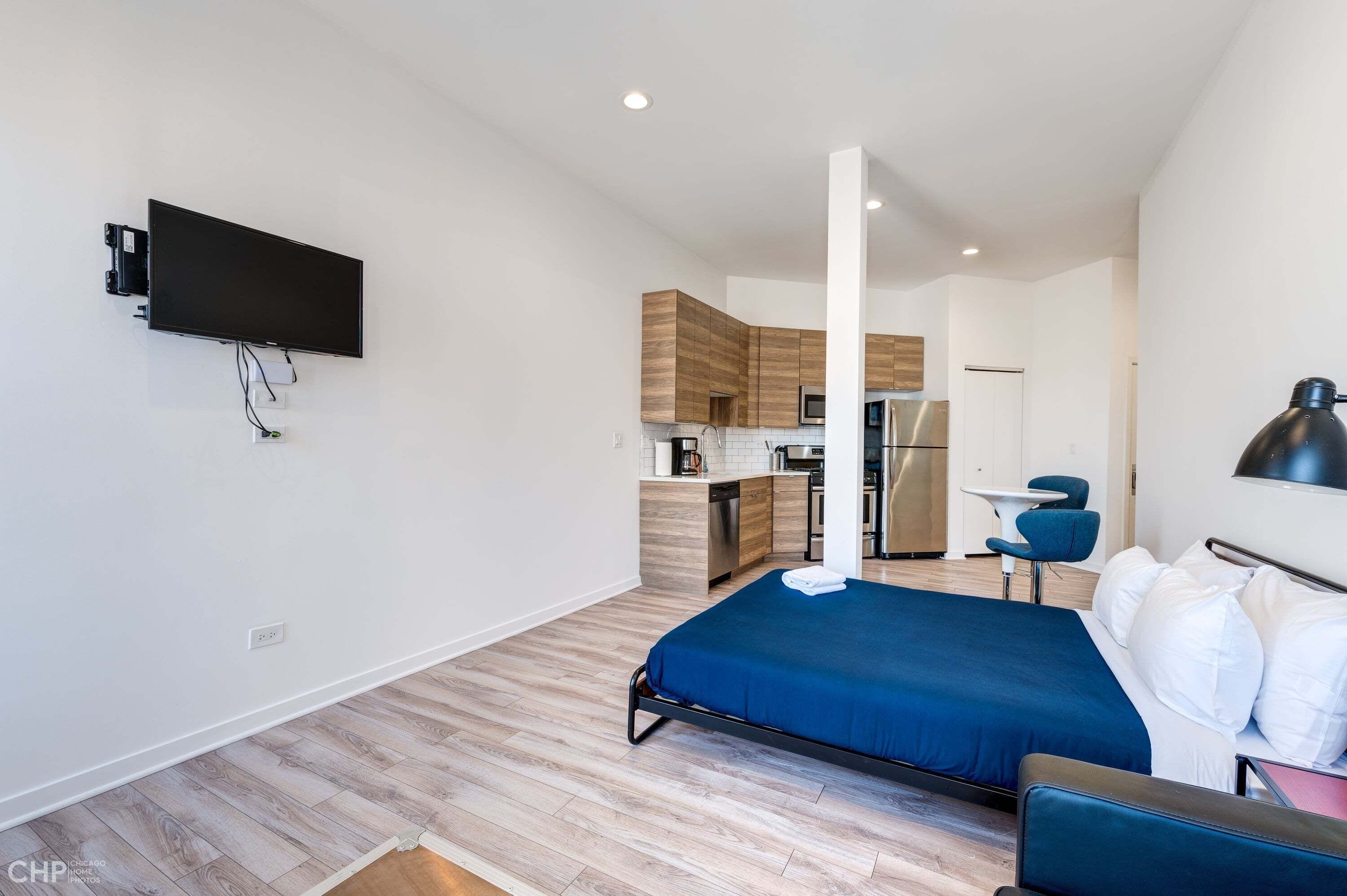 Photo - River West, Second Floor Chicago by 747 Lofts