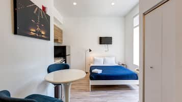 Studio | Iron/ironing board, free WiFi