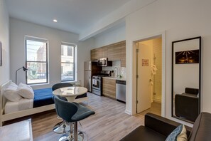 Interior - Ground Floor Studios in Chicago by 747 Lofts (Chicago)