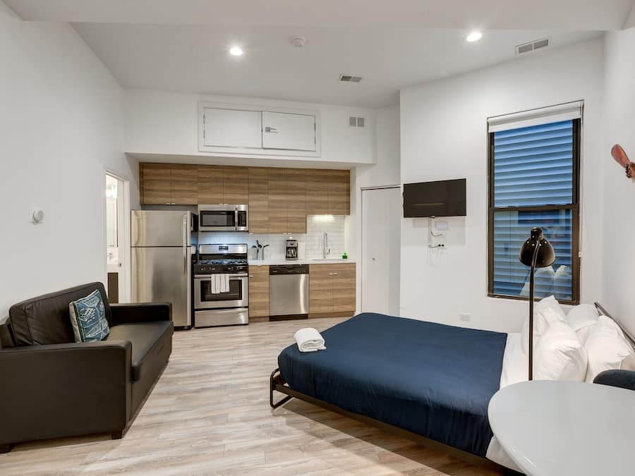 Studio | Living area