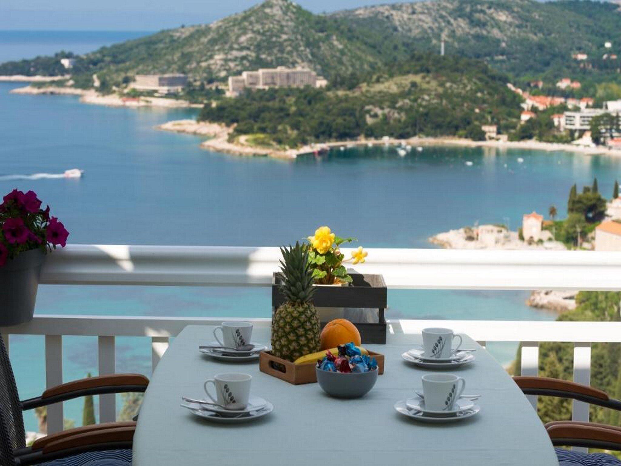 Apartment (Superior Two Bedroom Apartment with B) | Balcony