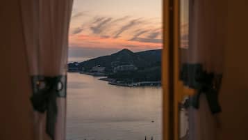 Apartment (Two Bedroom Apartment with Balcony wi) | View from room