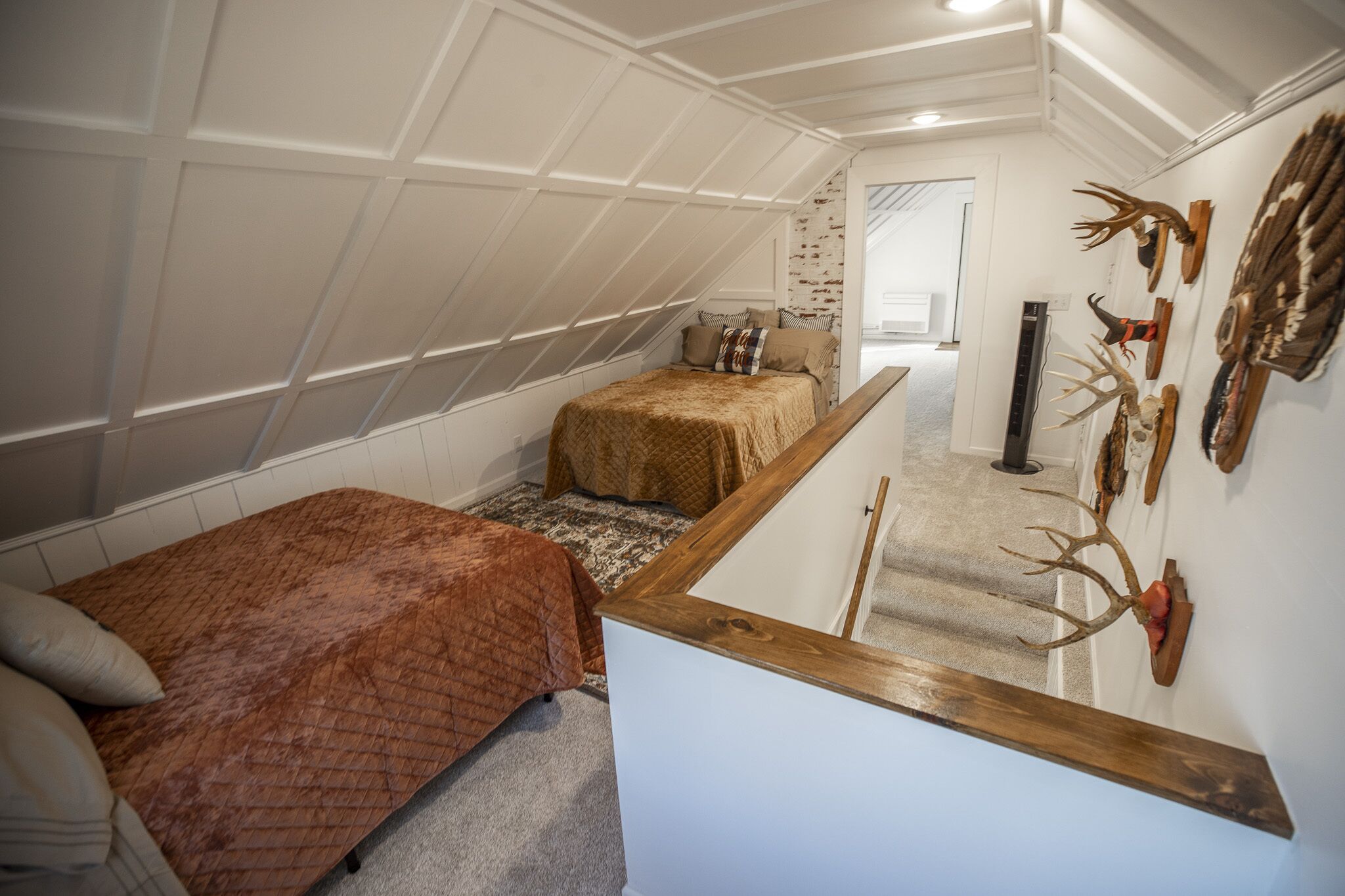 2 bedrooms, travel crib, free WiFi, bed sheets