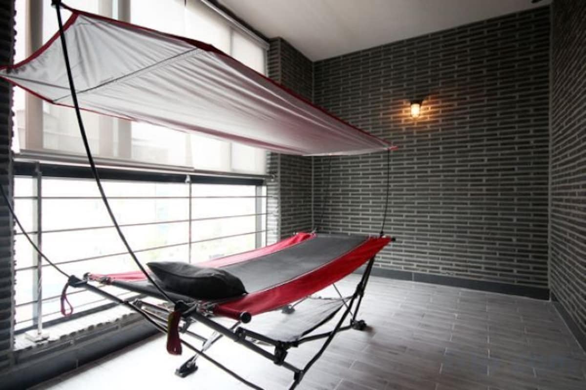 Deluxe Plus (Terrace. Non-smoking Room)