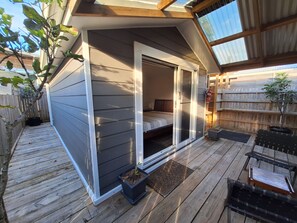 Terrace/patio - Downtown Mullumbimby CBD Studio / Office / Cabin (Self-contained) (Mullumbimby)