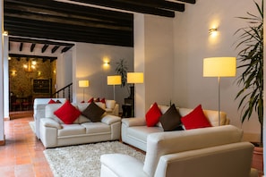 Lobby sitting area - La Xalca Hotel - Hotel Asociado Casa Andina (Chachapoyas)