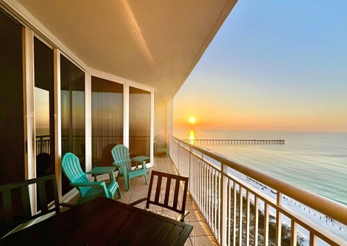 Updated 2BR/2BA, 14th Floor, Gulf & Sound Views, Seasonal Beach Service Included