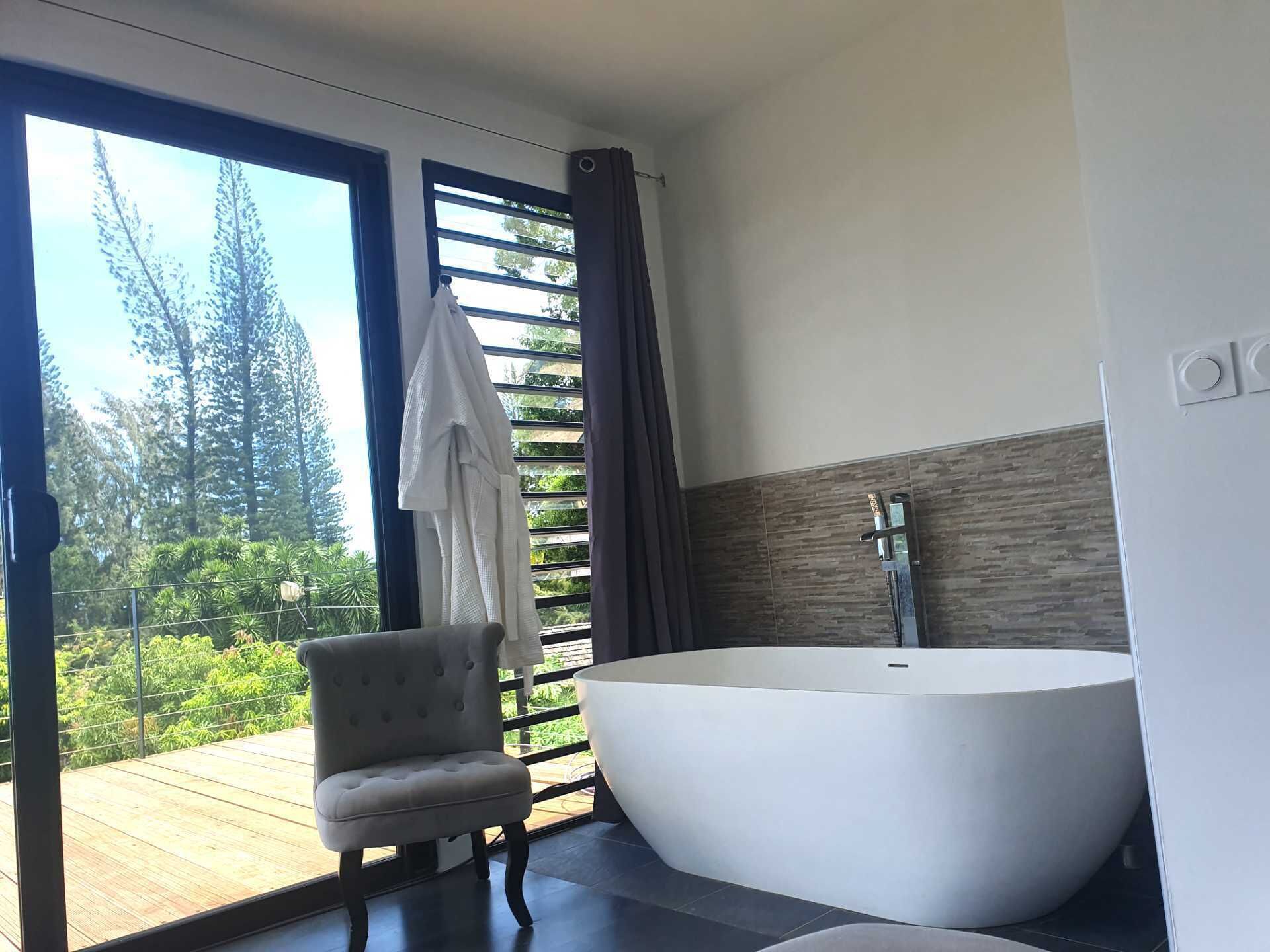 Deluxe-Villa | Hochwertige Bettwaren, Pillowtop-Betten, individuell dekoriert