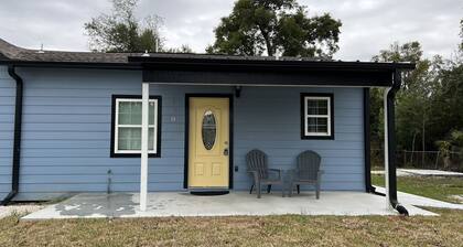 Rhode Island Stylish Studio Duplex