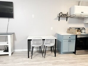 Fridge, microwave, oven, coffee/tea maker