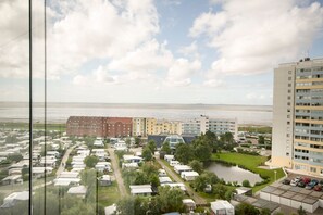 Imagen sin descripción, 4 de 17, botón