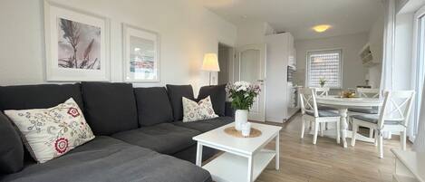 Fernseher, Stereoanlage