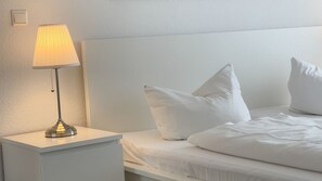 Unclassified image, 2 of 21, button