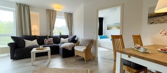 A4.3-Bright, friendly apartment with partial sea view, for up to 7 people