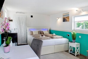 1 chambre, Wi-Fi gratuit, draps fournis