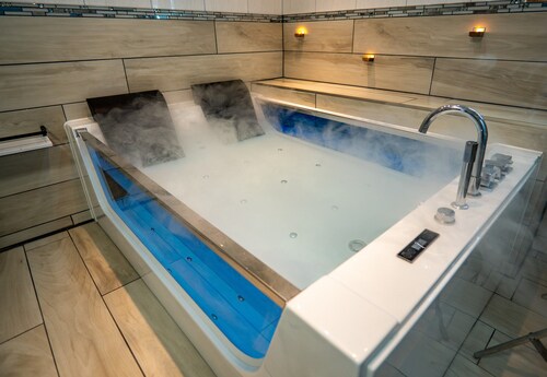 Whirpool und Sauna in neu renovierten Ferienwohnung "Spawo" mit WLAN