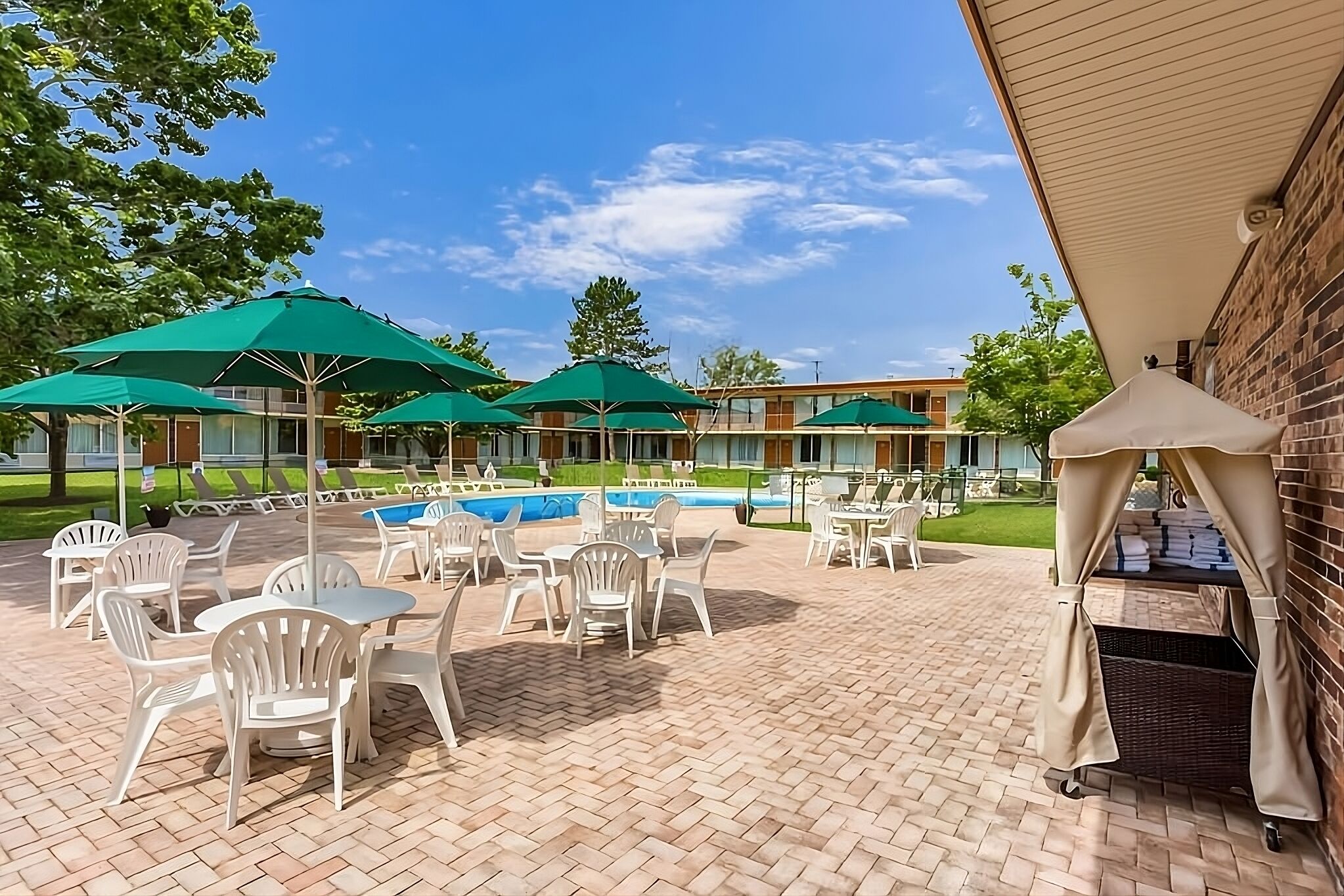 Better Choice For Your Vacation! 2 Relaxing Units! Close to The Mansion Theatre