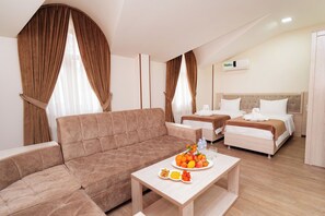 Habitación de lujo | Ropa de cama de alta calidad y insonorización 