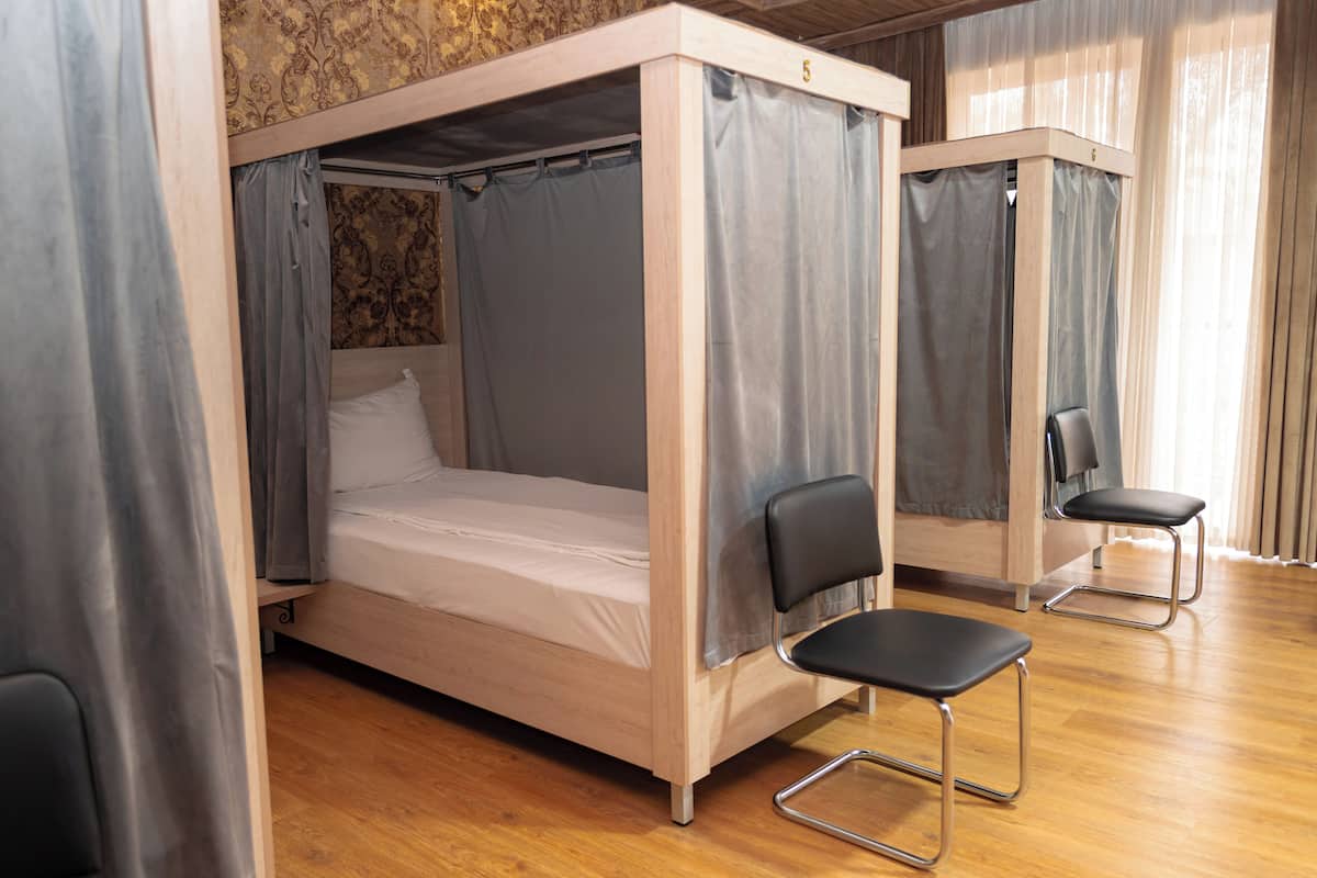 Economy Shared Dormitory, Men only | Premium bedding, soundproofing, iron/ironing board, free WiFi
