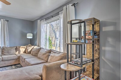 Charming Family Home ~ 4 Mi to Granite Peak!