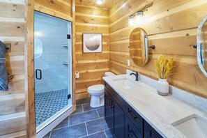 ヘアドライヤー、タオル