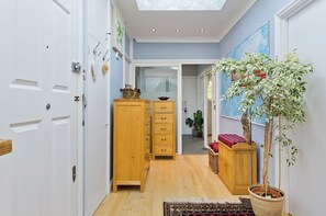 Appartement (2 Bedrooms) | Vestibule