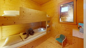 2 bedrooms, free WiFi