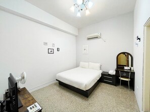 Basic Room | Free WiFi - UJU HOUSE (Hualien City)