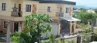 Pines Mansion II House