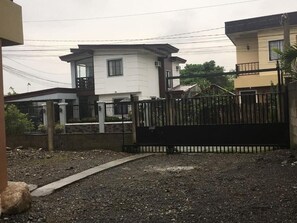 Exterior - Pines Mansion II House (Butuan)