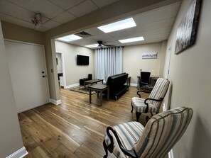 Smart TV - Unique Loft very beautiful (Birmingham)