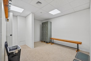 Condo, 1 King Bed with Sofa bed (Pinnacle E05) | Interior - Pinnacle E05 (Killington)