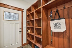 House, Multiple Beds (Mountain Brook Lodge) | Interior - Mountain Brook Lodge (Killington)